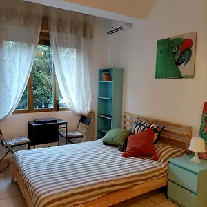 Simonetta's In Porta Vittoria Apartment