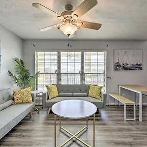 Convenient With Hot Tub - Walk To Beach! Panama City Beach