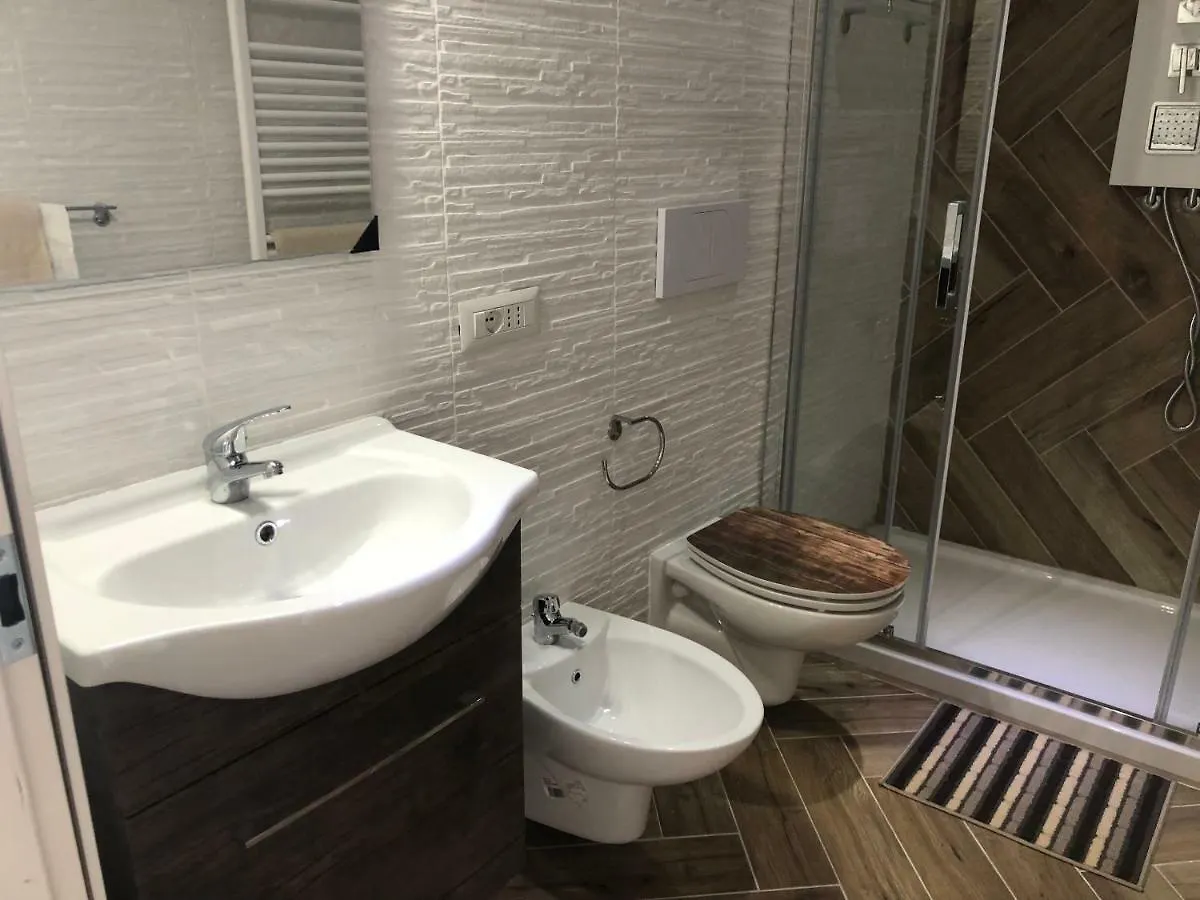 Camaldoli House Apartment Milan