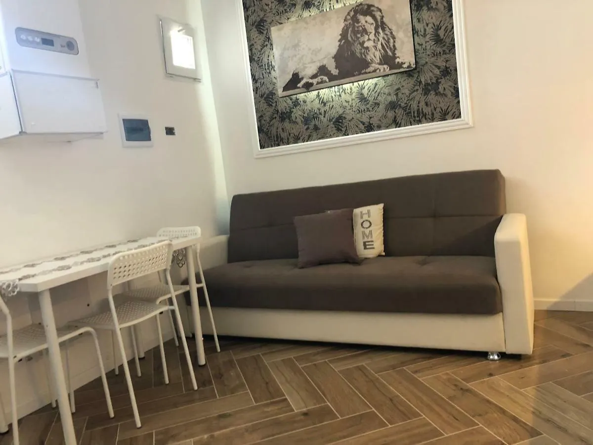 Camaldoli House Apartment Milan Italy